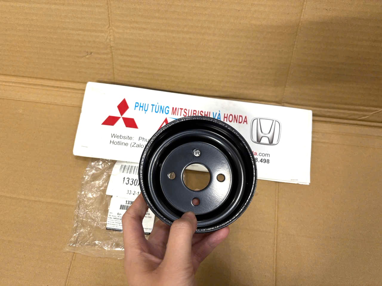 Puly quạt gió động cơ và bơm nước xe Mitsubishi Xforce