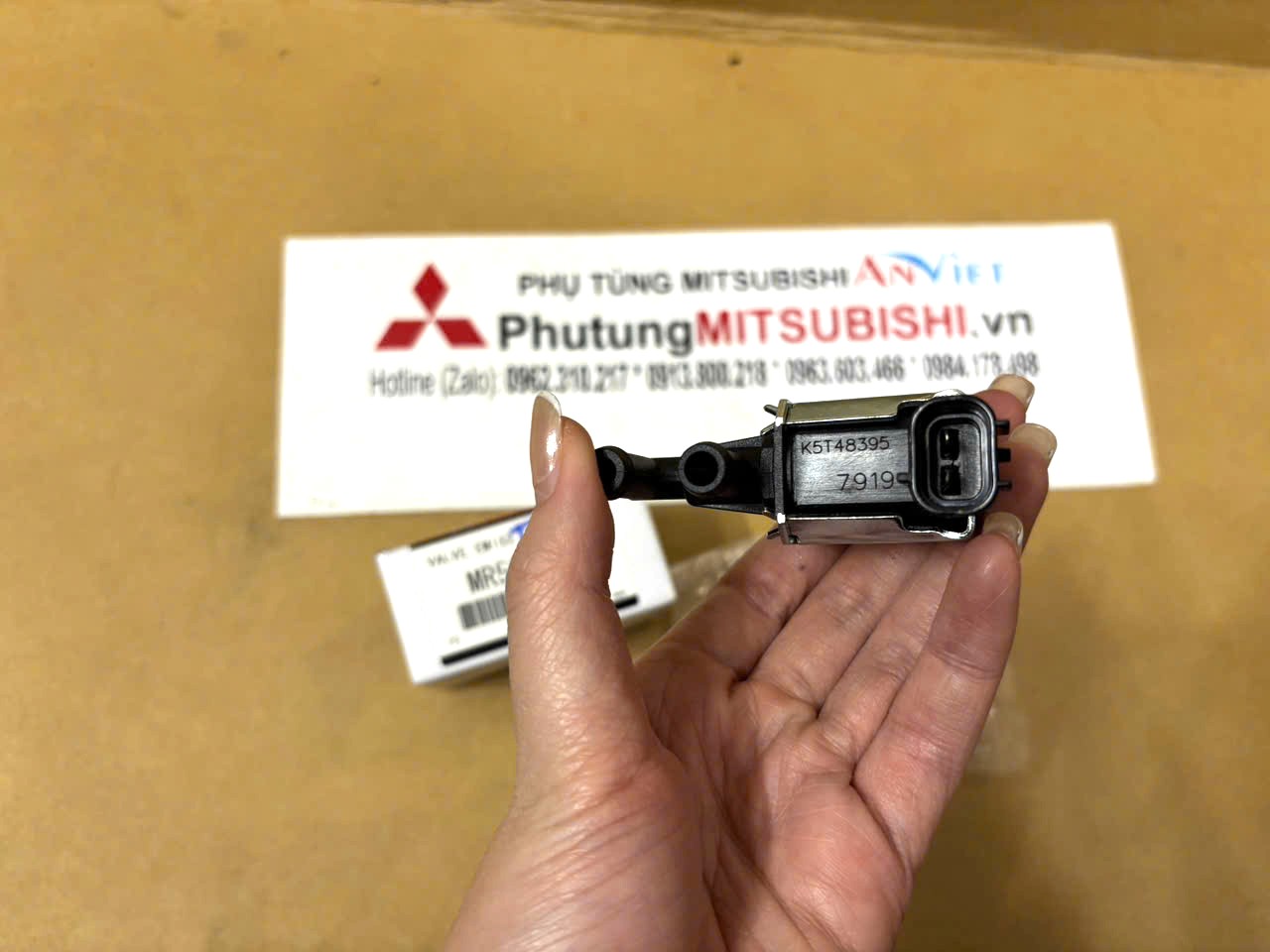 Van điện từ kiểm soát khí thải, van Solenoid xe Mitsubishi Xforce