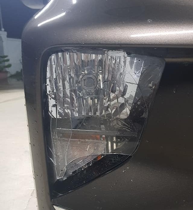 Khi nào cần thay Vỏ, Mặt nạ đèn pha, Mặt kính nhựa đèn pha xe Mitsubishi Xpander