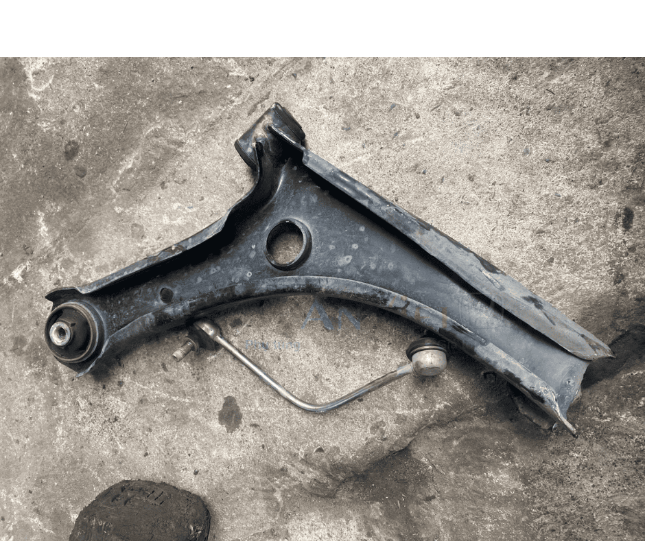 Dấu hiệu cần thay thế Càng A xe Mitsubishi Xpander và Xpander Cross 