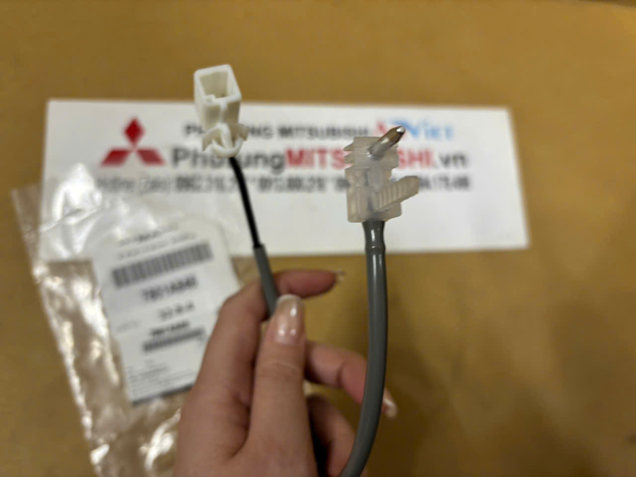 Cảm biến nhiệt độ dàn lạnh xe Mitsubishi Xpander