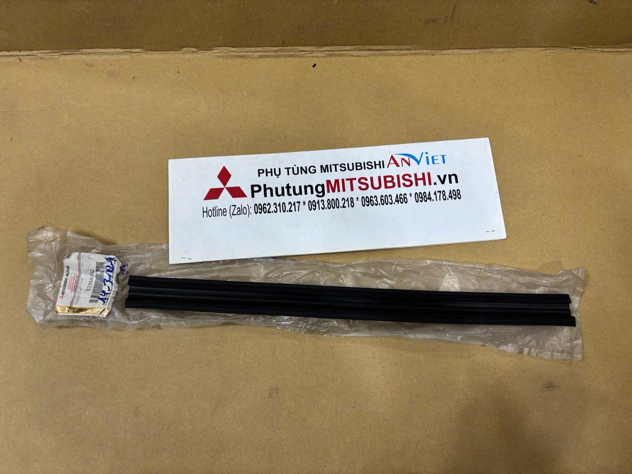 Gioăng kính hông xe Mitsubishi Xpander