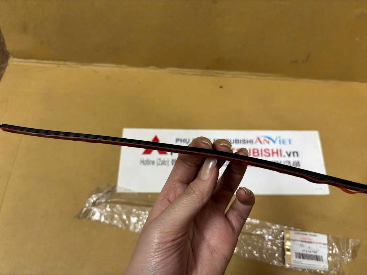 Gioăng kính hông xe Mitsubishi Xpander