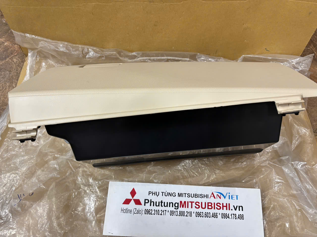 Hộc để đồ, Cốp phụ xe Mitsubishi Xpander