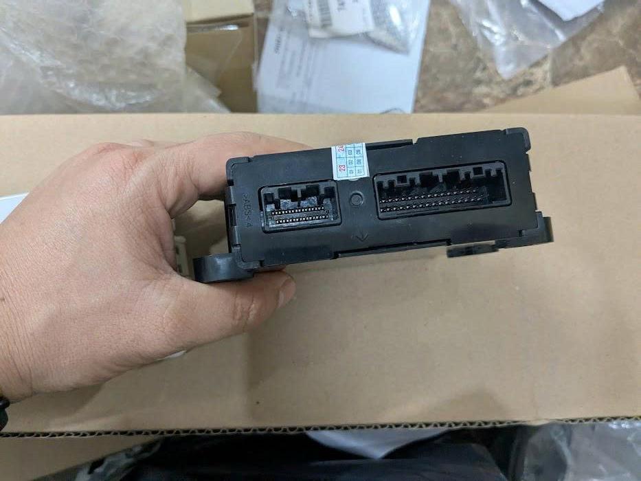 Hộp điều khiển Chìa Khóa Mitsubishi Xpander hàng bãi