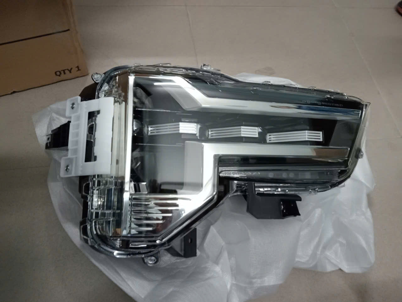Đèn pha bên phụ xe Mitsubishi Xpander AT Premium, Xpander Cross 2022-2025 LED