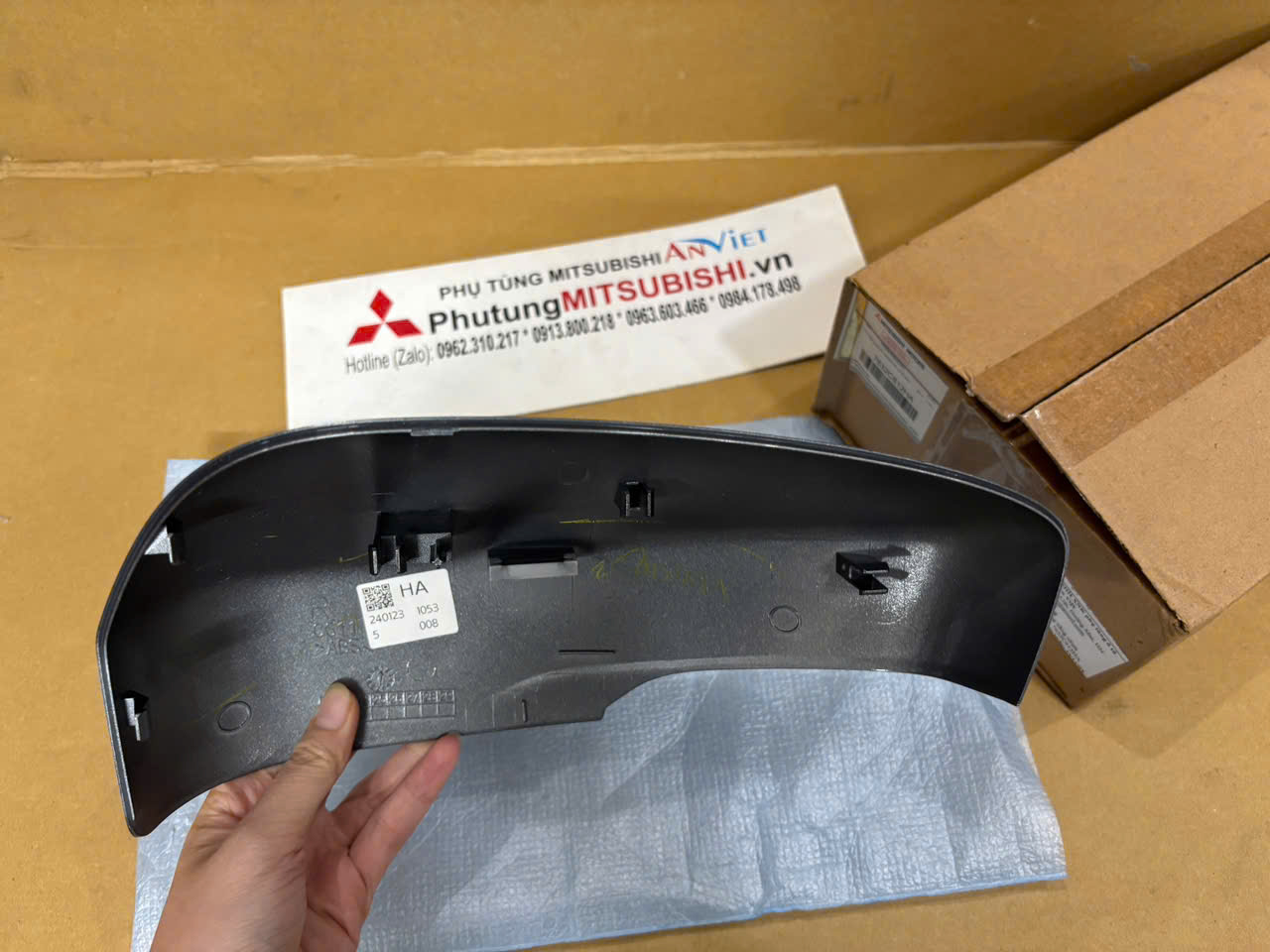 Ốp gương xe Mitsubishi Xpander Ốp Sơn