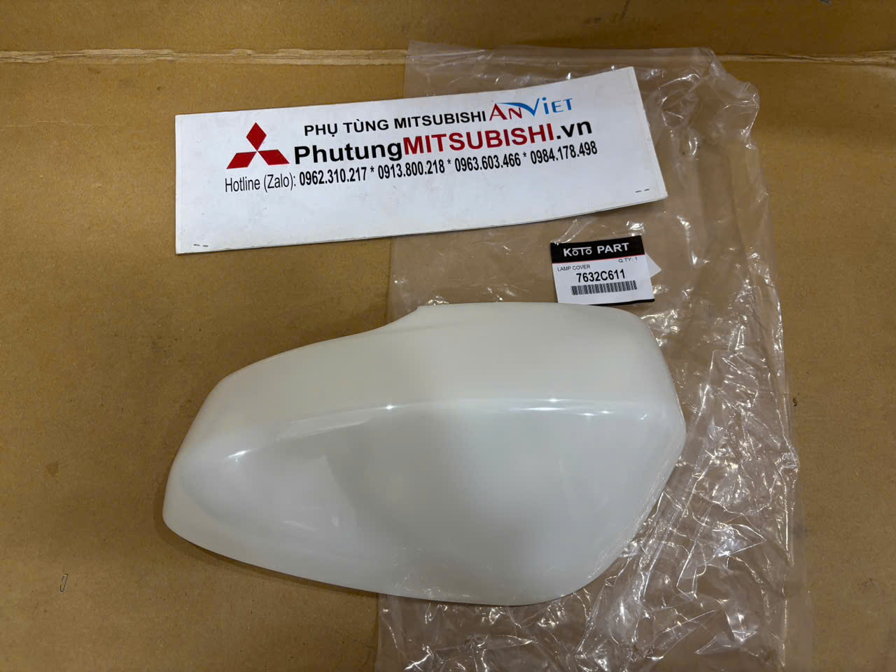 Ốp gương xe Mitsubishi Xpander Ốp Sơn