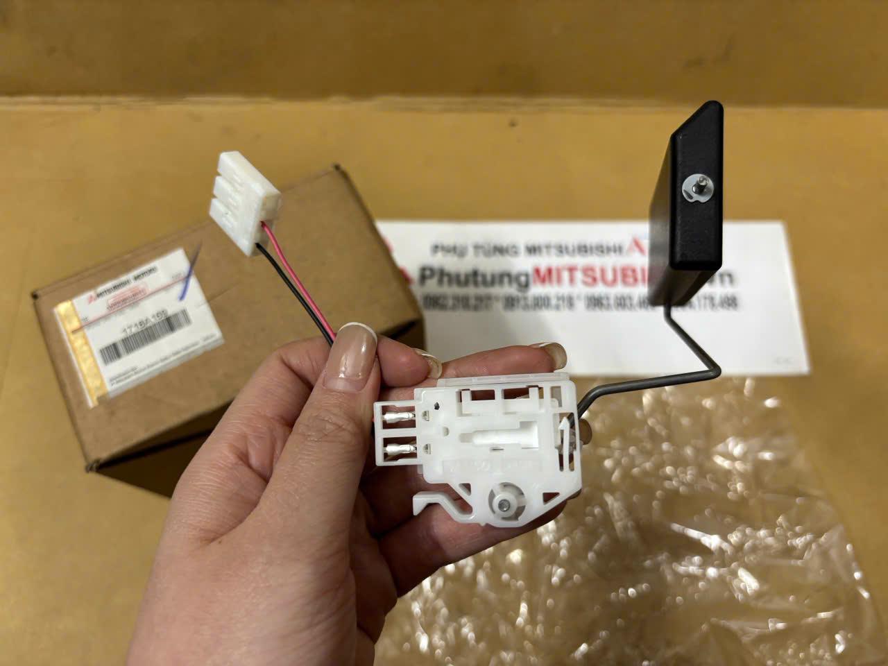Phao xăng, Cảm biến báo xăng, Cảm biến báo nhiên liệu xe Mitsubishi Xpander, Xpander Cross, Xforce