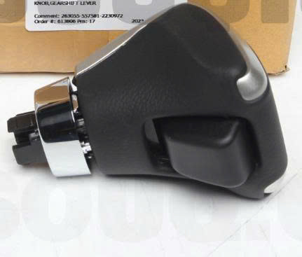 Tay nắm cần đi số xe Mitsubishi Xpander