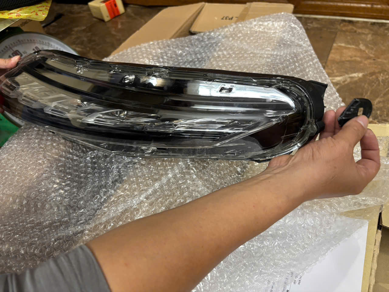 Đèn mý đèn định vị đèn led ban ngày xe Mitsubishi XPANDER HÀNG THANH LÝ