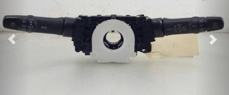 Công tắc đèn pha cốt và công tắc gạt mưa Xe Mitsubishi Xpander Cross 2018 2026 , Công tắc pha cốt gạt mưa Xpander Cross vị trí lắp cảm biến góc lái 8600a786