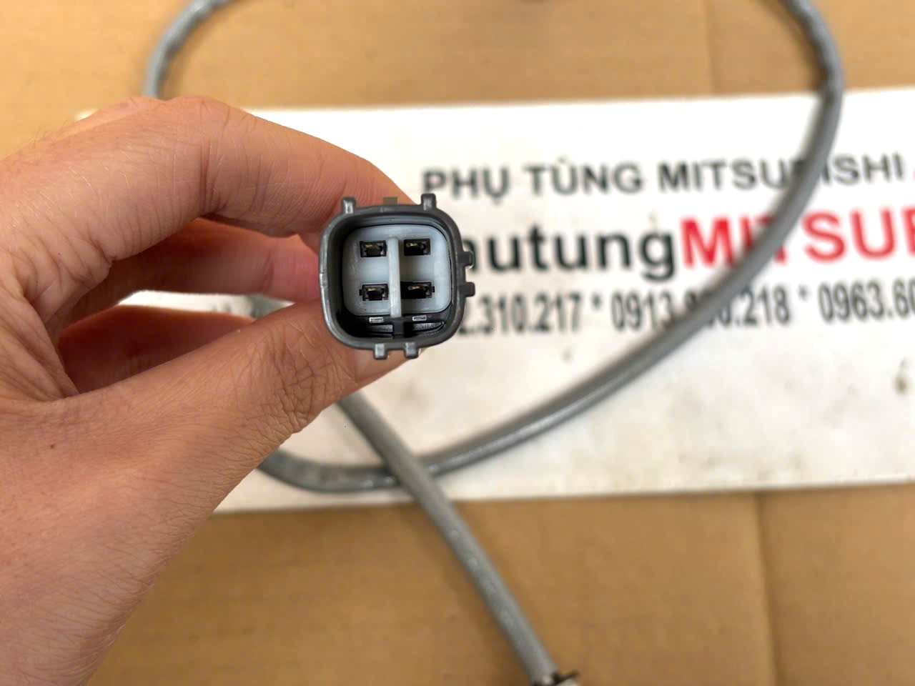 Cảm biến oxi (oxy), Cảm biến khí xả thải xe Mitsubishi Xpander và Xpander Cross không mũ 1588A483