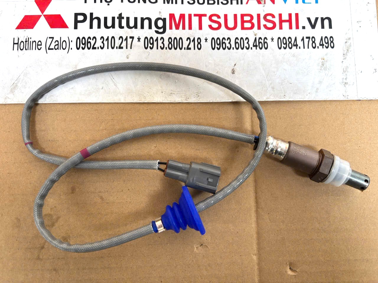 Cảm biến oxi (oxy), Cảm biến khí xả thải xe Mitsubishi Xpander và Xpander Cross không mũ 1588A483