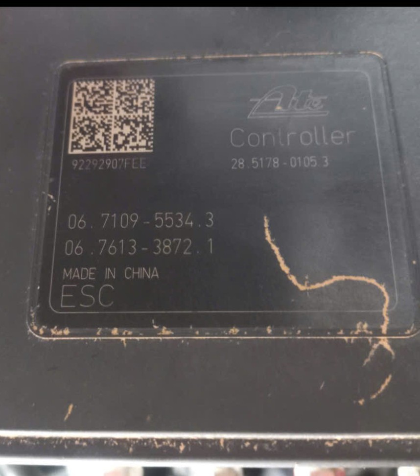 Cụm bơm ABS  Mitsubishi Xpander bơm ABS Xpander 2022 2023 2024 - bãi 4670B757