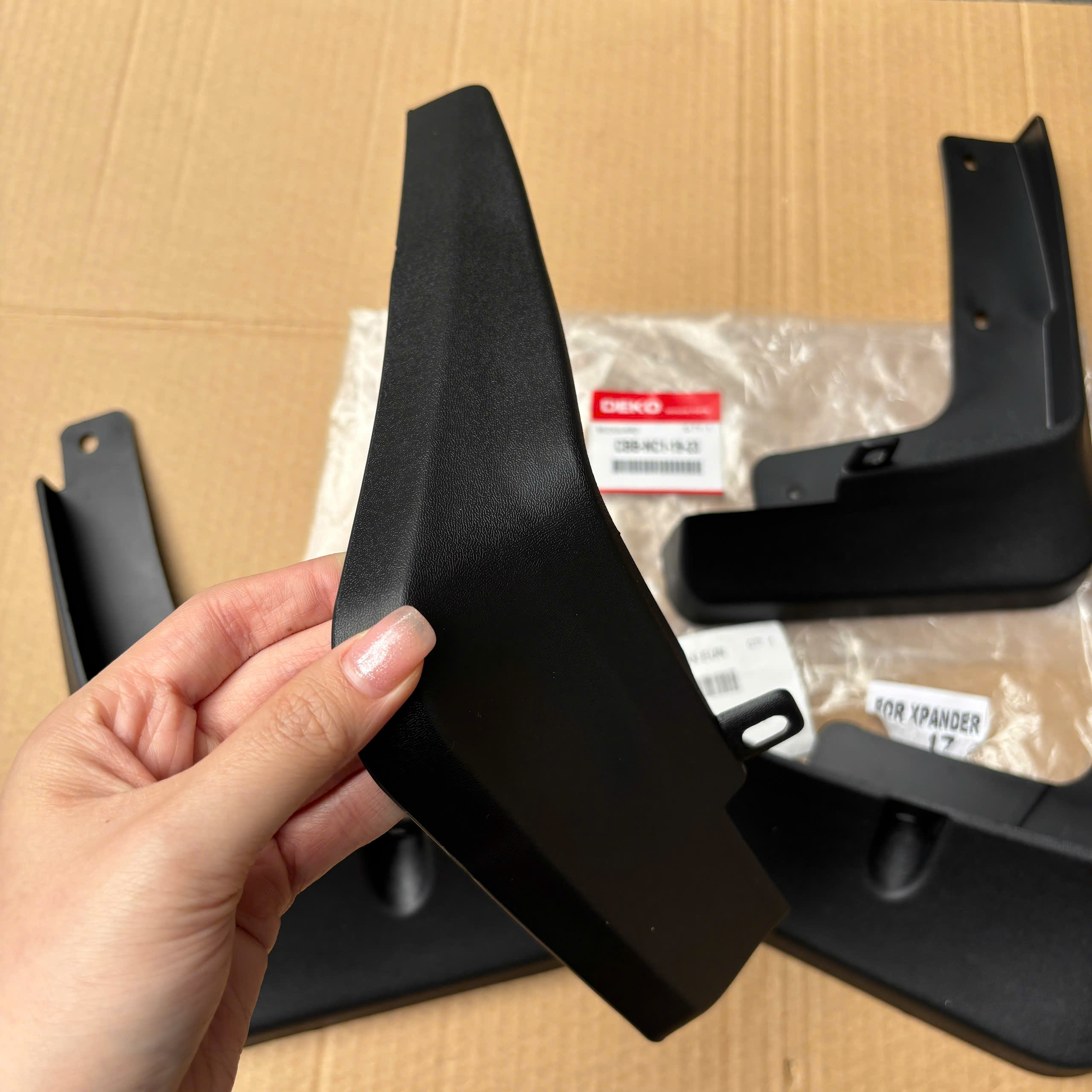 Chắn bùn bánh xe Mitsubishi Xpander