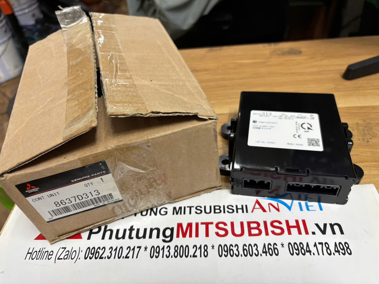 Hộp điều khiển ch&igrave;a Kh&oacute;a kos smk Mitsubishi Xpander 8637D313