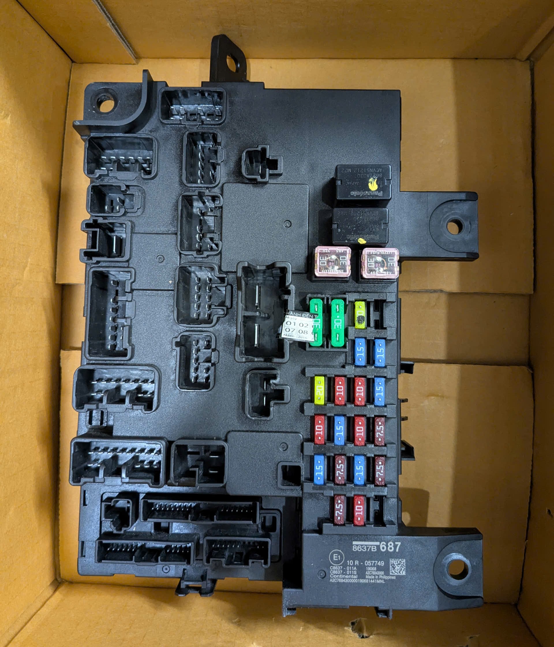  Hộp etacs  Mitsubishi Xpander 2022- 2026 , Hộp etac Xpander Cross , hộp Body Mitsubishi Outlander đi cùng hộp cầu chì trong xe Xpander , Xpander Cross và Outlander 8637B687 = 8637B680 8637C601 8637A867 8637A869 8637B681 8637B688 8637C600