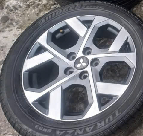 MÂm xe Mitsubishi Xpander Cross 2022 - 2026  , Mâm Xpander Lazang  Xpander Cross 40300W180P 