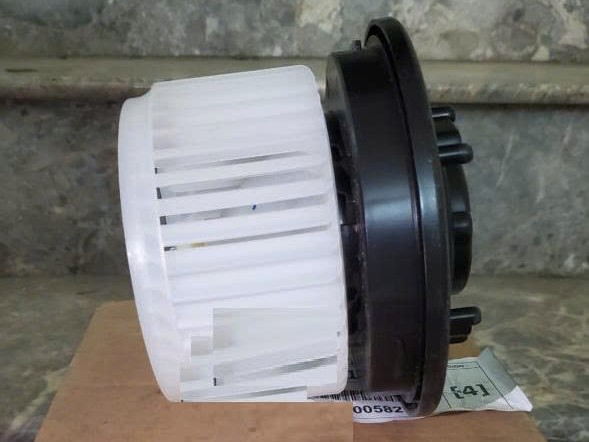 Mô tơ quạt dàn lạnh Mitsubishi Xpander 7802A330 , quạt dàn lạnh Xpander 