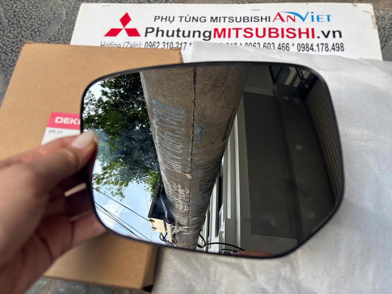 Mặt gương chiếu hậu xe Mitsubishi Xpander | Có Sấy Gương