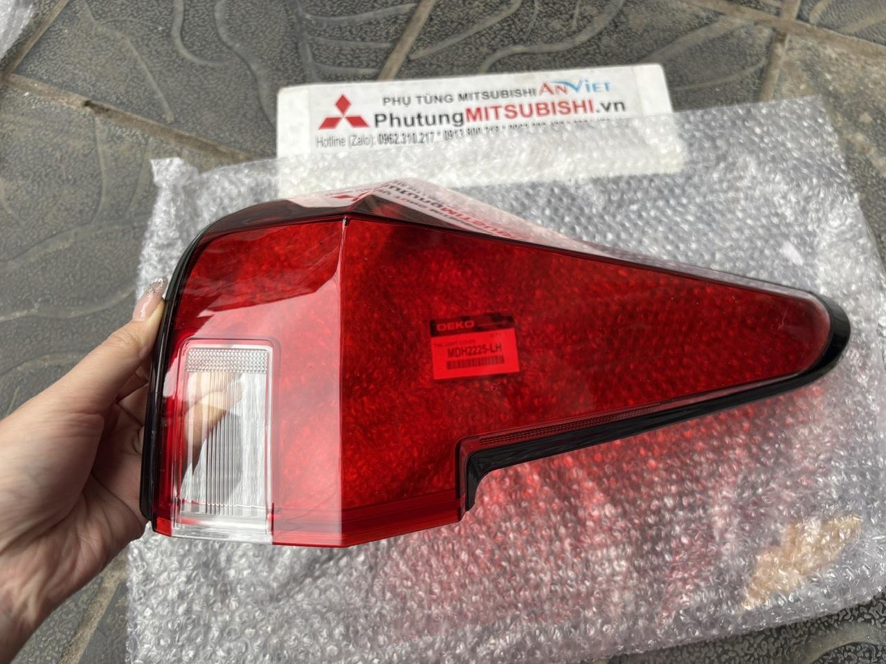 Mặt, Vỏ, Nắp đèn hậu, đèn lái sau xe Mitsubishi Xpander 2022-2026