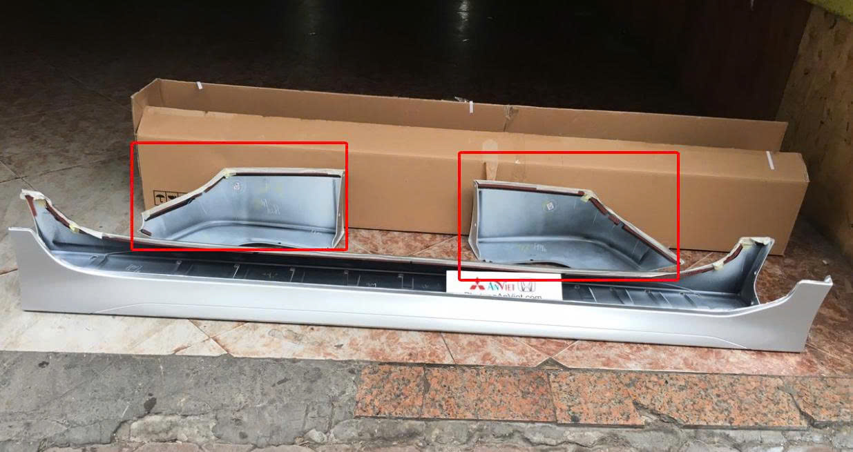 Ốp góc cản sau Mitsubishi Xpander 2018 2019 2020 2021 mz336018 ốp body cản sau Xpander