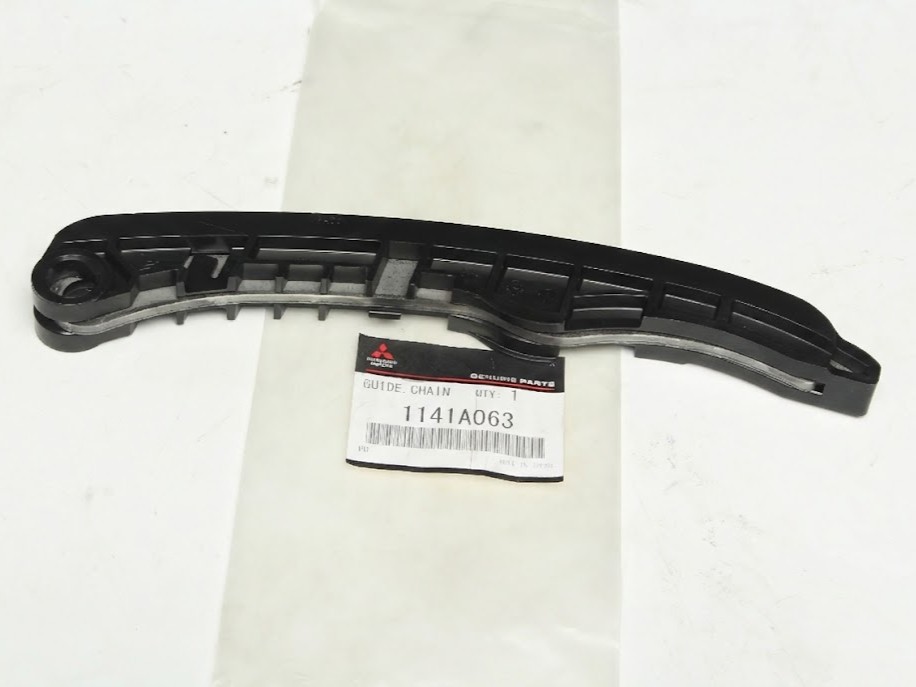 Tỳ cam cong xe Mitsubishi Xpander 1141A063