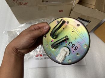 Phao báo nhiên liệu xe Mitsubishi Triton chính hãng