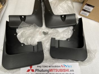 Chắn bùn bánh xe mitsubishi Outlander