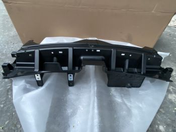 Hướng gió két nước trung tâm xe mitsubishi Xpander chính hãng