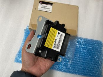 Hộp điều khiển túi khí xe mitsubishi Mirage
