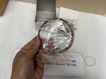 Xéc măng xe mitsubishi Outlander