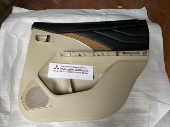 Táp li cửa xe mitsubishi Xpander