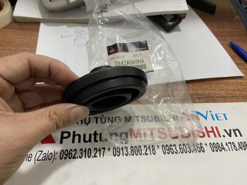 Nắp chụp bóng đèn pha xe mitsubishi Mirage