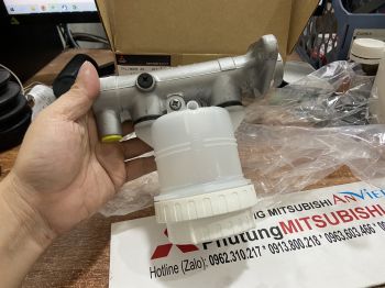 Xy lanh (Xi lanh) tổng phanh xe mitsubishi Pajero V6-3500