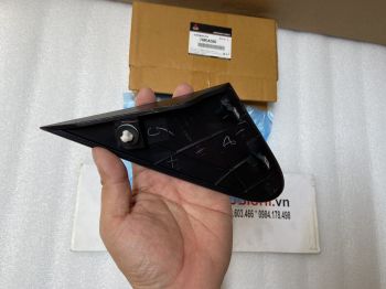 Ốp tam giác tai xe xe mitsubishi Attrage