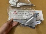 Bản lề capo xe Mitsubishi Attrage