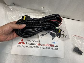 Bộ dây điện liền giắc cắm để đấu nối đèn gầm, đèn sương mù xe Mitsubishi Mirage và Attrage