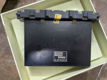 Cụm công tắc điều khiển điều hòa xe Mitsubishi Grandis hàng bãi