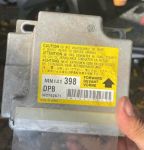 Hộp điều khiển túi khí xe Mitsubishi Grandis hàng bãi