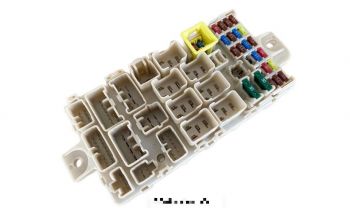 Hộp cầu chì trong táp lô Mitsubishi Attrage, Mirage