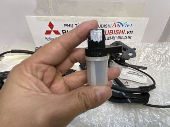 Cảm biến ABS xe Mitsubishi Triton và Pajero Sport