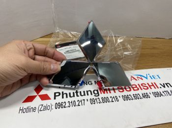 Lô gô, Biểu tượng Mitsubishi Triton và Pajero Sport