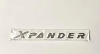 Chữ Xpander trên xe Mitsubishi Xpander