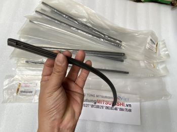 Lưỡi cao su gạt mưa trước sử dụng cho xe Mitsubishi Outlander - Hàng nhập khẩu chính ngạch