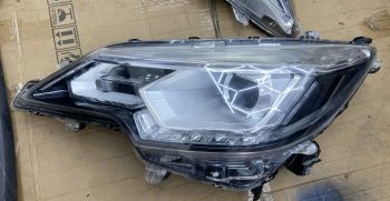 Đèn pha xe Mitsubishi Attrage 2020 - 2023 bản có bi led hàng bãi