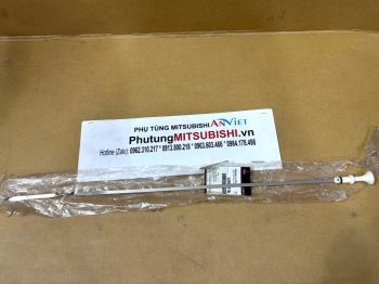 Que thăm nhớt, thăm dầu động cơ sử dụng cho xe Attrage - Hàng nhập khẩu chính ngạch