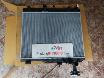 Két nước sử dụng cho xe Attrage - Hàng nhập khẩu chính ngạch