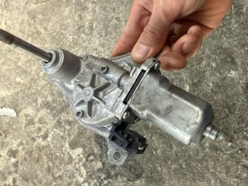 Mô tơ gạt mưa sau sử dụng cho Mirage 2014-2020 8253A105